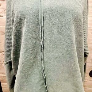 altar'd state Sz XS Jr's olive green Teen long sleeve lightweight comfy school